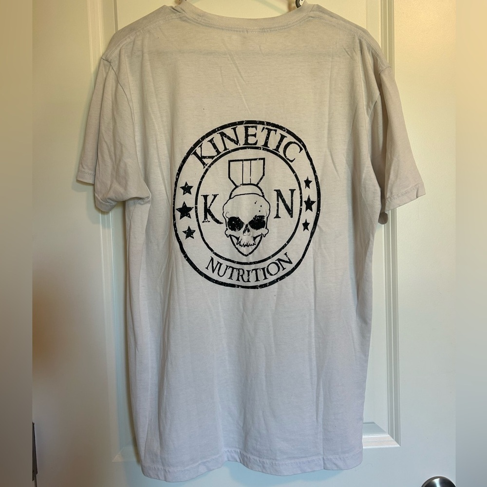 Kinetic Nutrition white graphic Tshirt